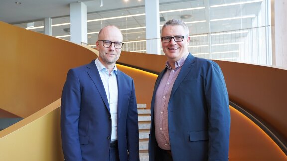 Kjetel Digre, CEO, Aker Solutions (left), Roddy Macpherson, SVP of Entr, Aker Solutions